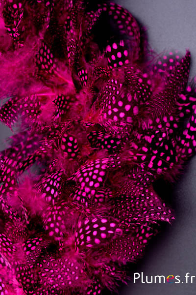 Boa en plumes de pintade - Ø 10-12 cm - fuchsia